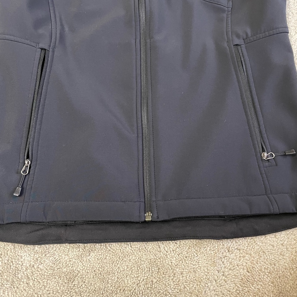 Northface “Never Stop Exploring” Jacket - image 4